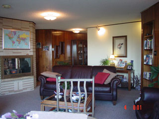 Standard Room Common Area