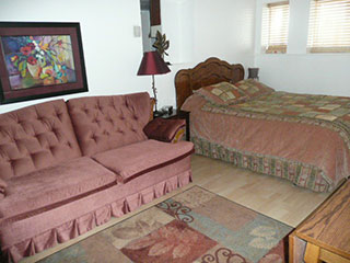 Studio Apartment
